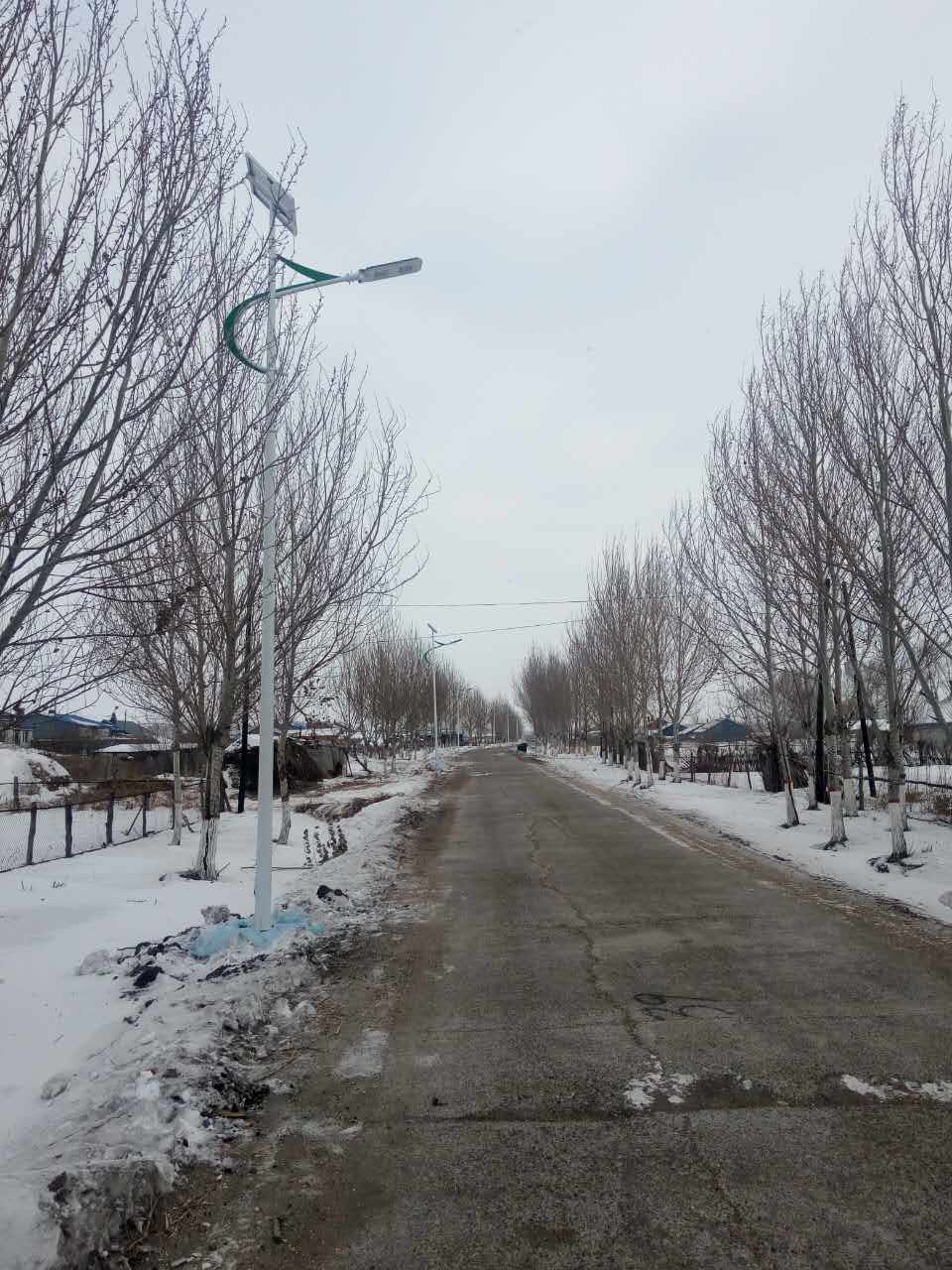 一體化太陽能路燈10